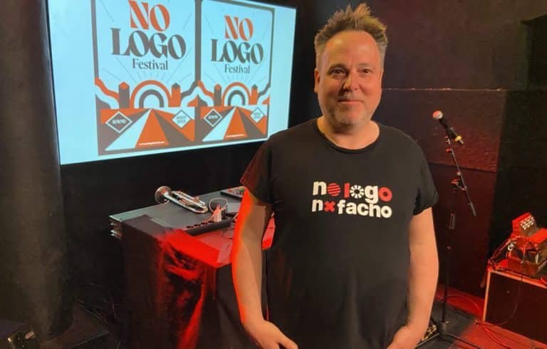 Photo de l'annonce de la programmation du No Logo festival se déroulant du 8 au 10 août au forges de Fraisans