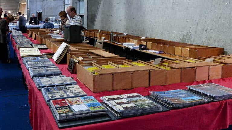 234005225-salon-des-collectionneurs-et-des-passionnes-3-1600x900